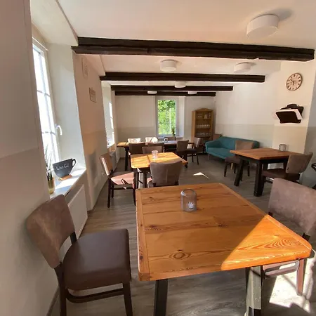 Gaestehaus Heikes Moselterrasse Bed and breakfast